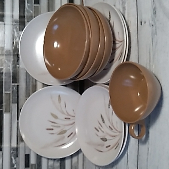 Prolon Melmac vintage 1970s saucers bowls cup - Picture 1 of 4